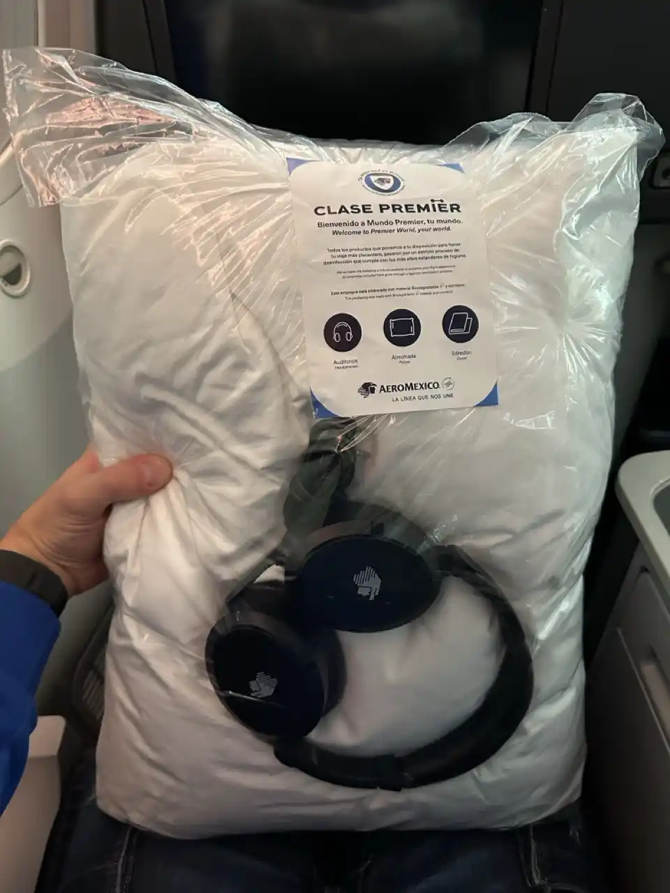 Aeromexico 787-8 Business Class Bedding