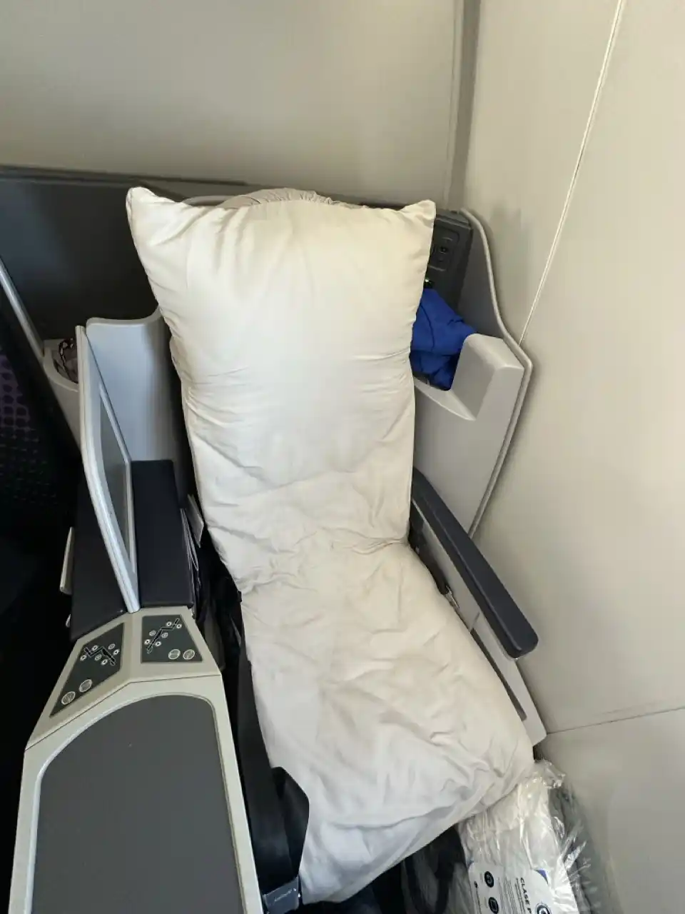 Aeromexico 787-8 Business Class Bedding