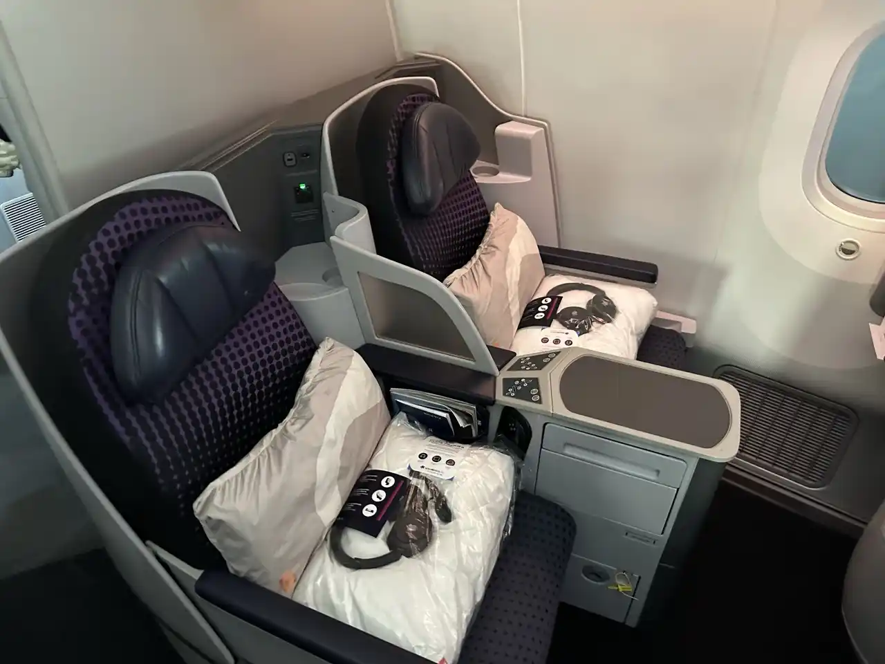 Aeromexico 787-8 Business Class Seat