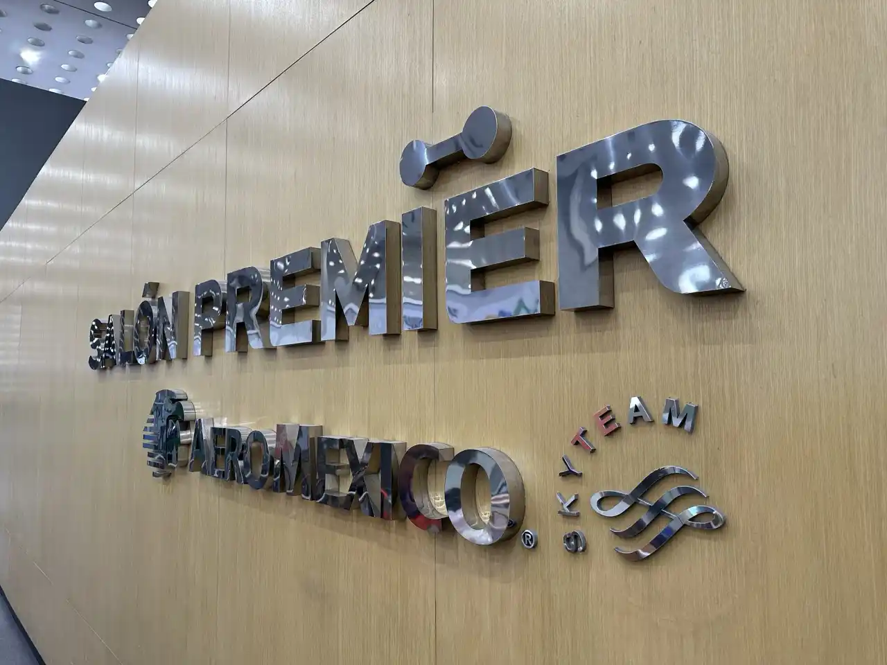 Aeromexico Premier Lounge MEX Terminal 2 (Salón Premier)