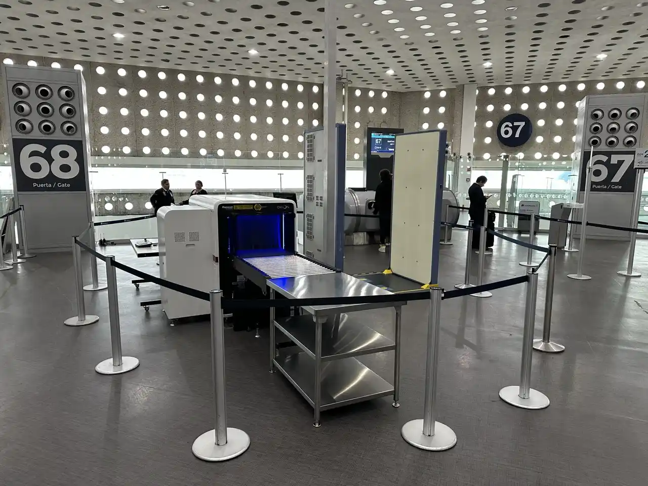 Boarding Aeromexico 787-9 in Mexico City