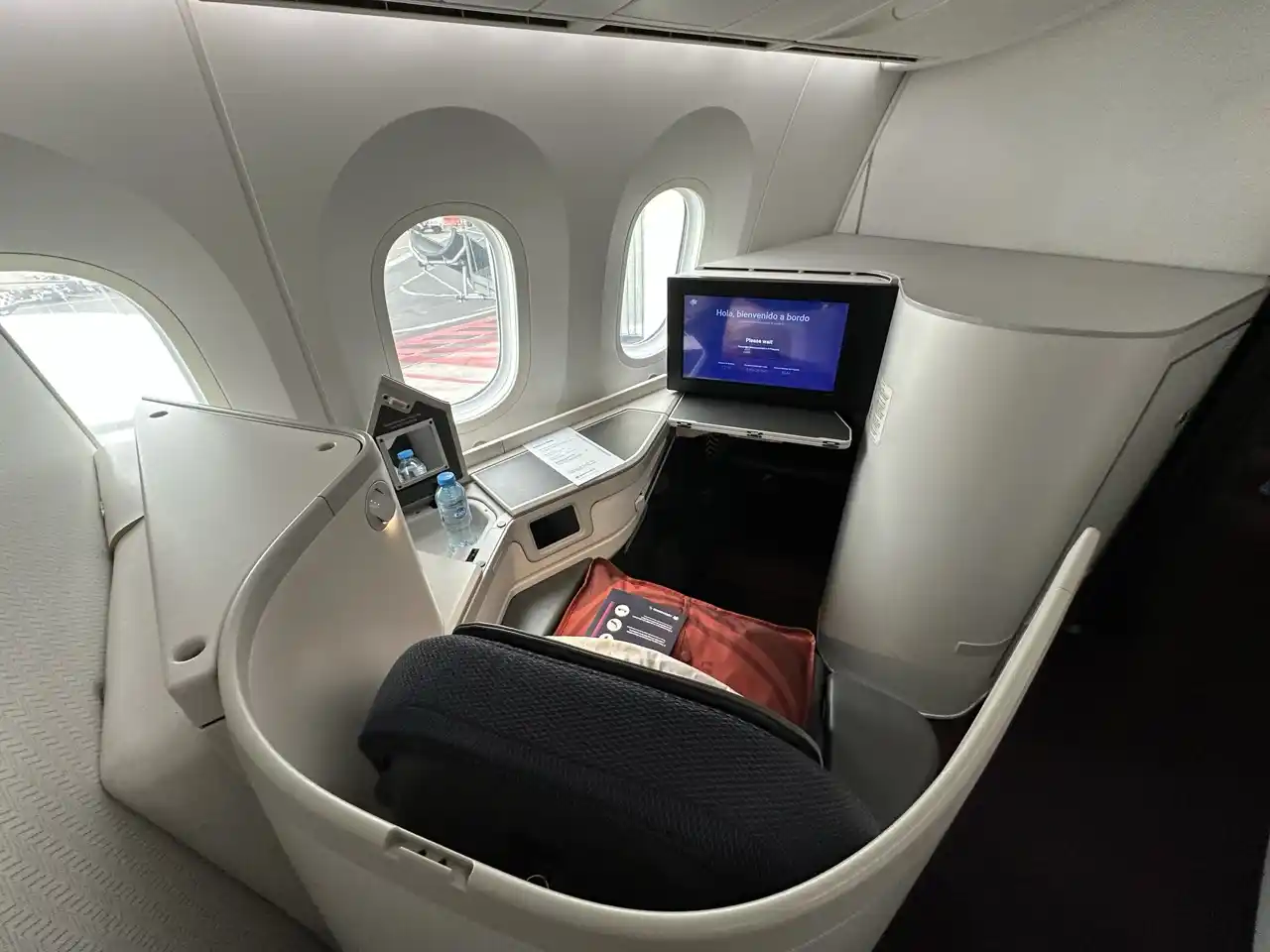 Aeromexico 787-9 Business Class Seat (Premier One)