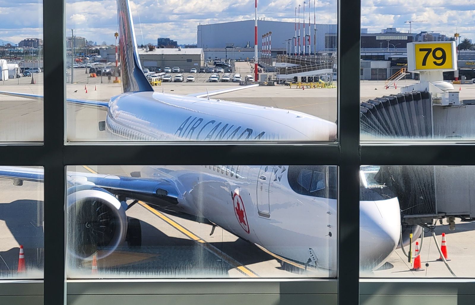 Cover image for Air Canada Business 737 MAX 8 YVR-SFO Trip Report