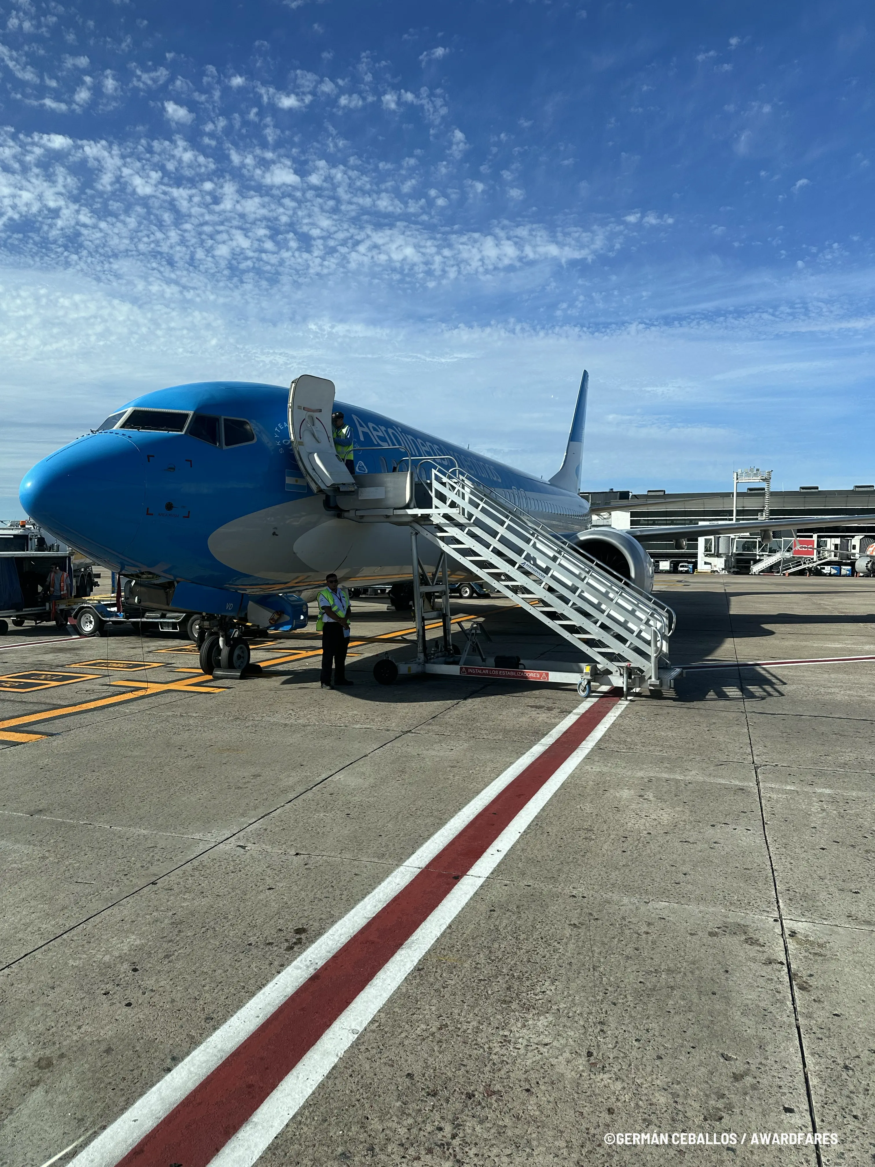 Aerolíneas Argentinas 737 MAX 8 Economy Class from Buenos Aires to Ushuaia (2025)