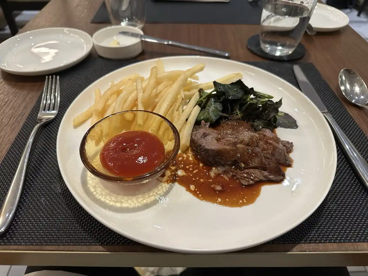 Delta One Lounge JFK: A la carte dining (all included)