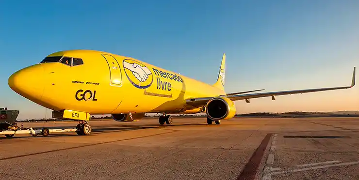 GOL Airlines 737 with MercadoLibre Livery.