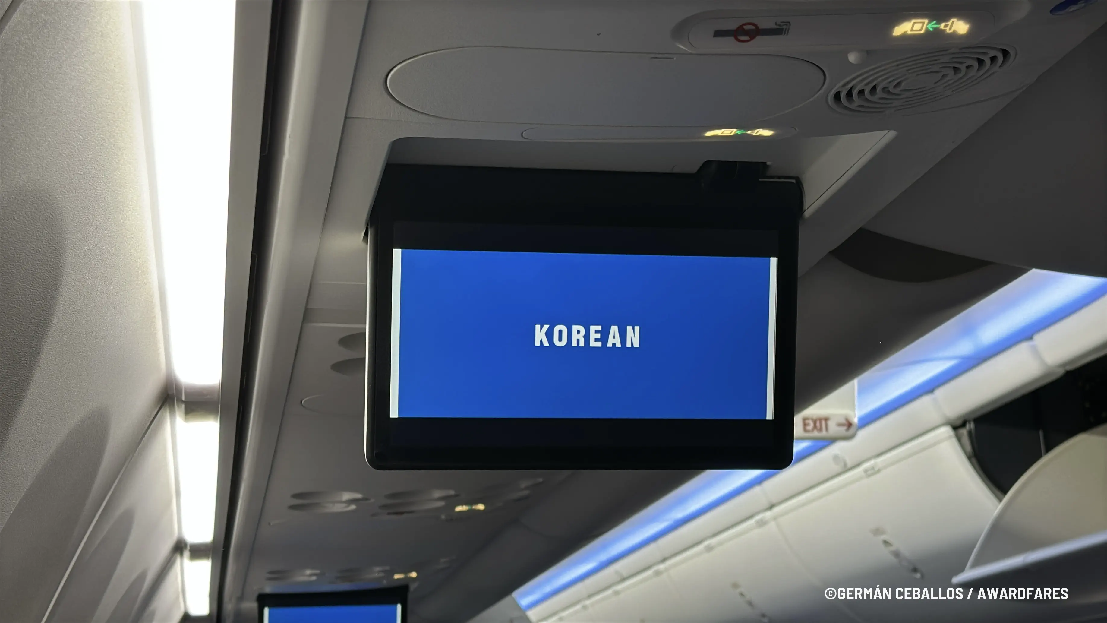 Korean Air 737 MAX 8 Economy Class Review from Seoul to Beijing