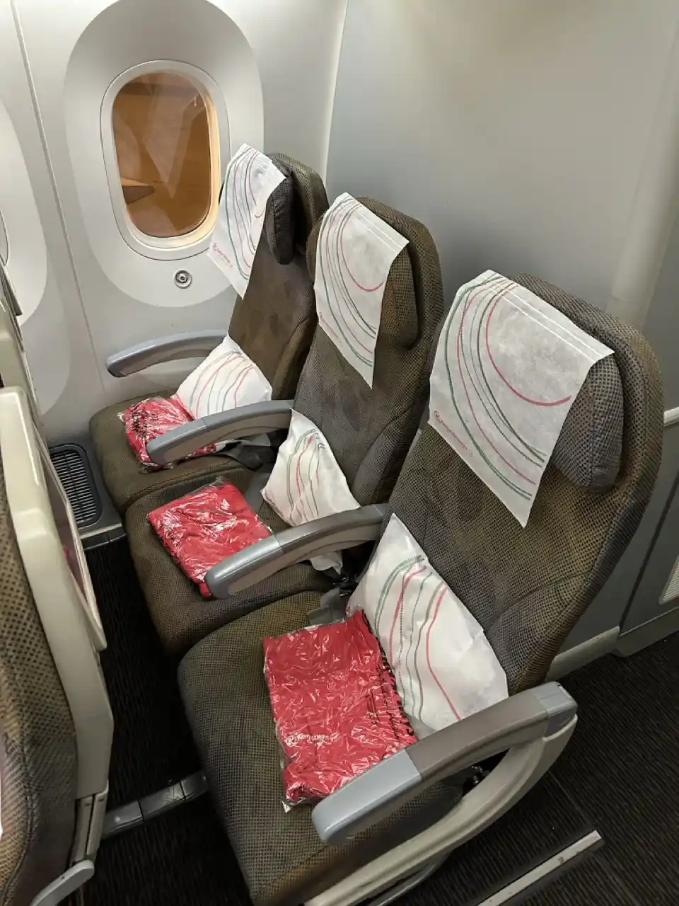 Kenya Airways 787-8 Economy Class Review from Guangzhou to Bangkok