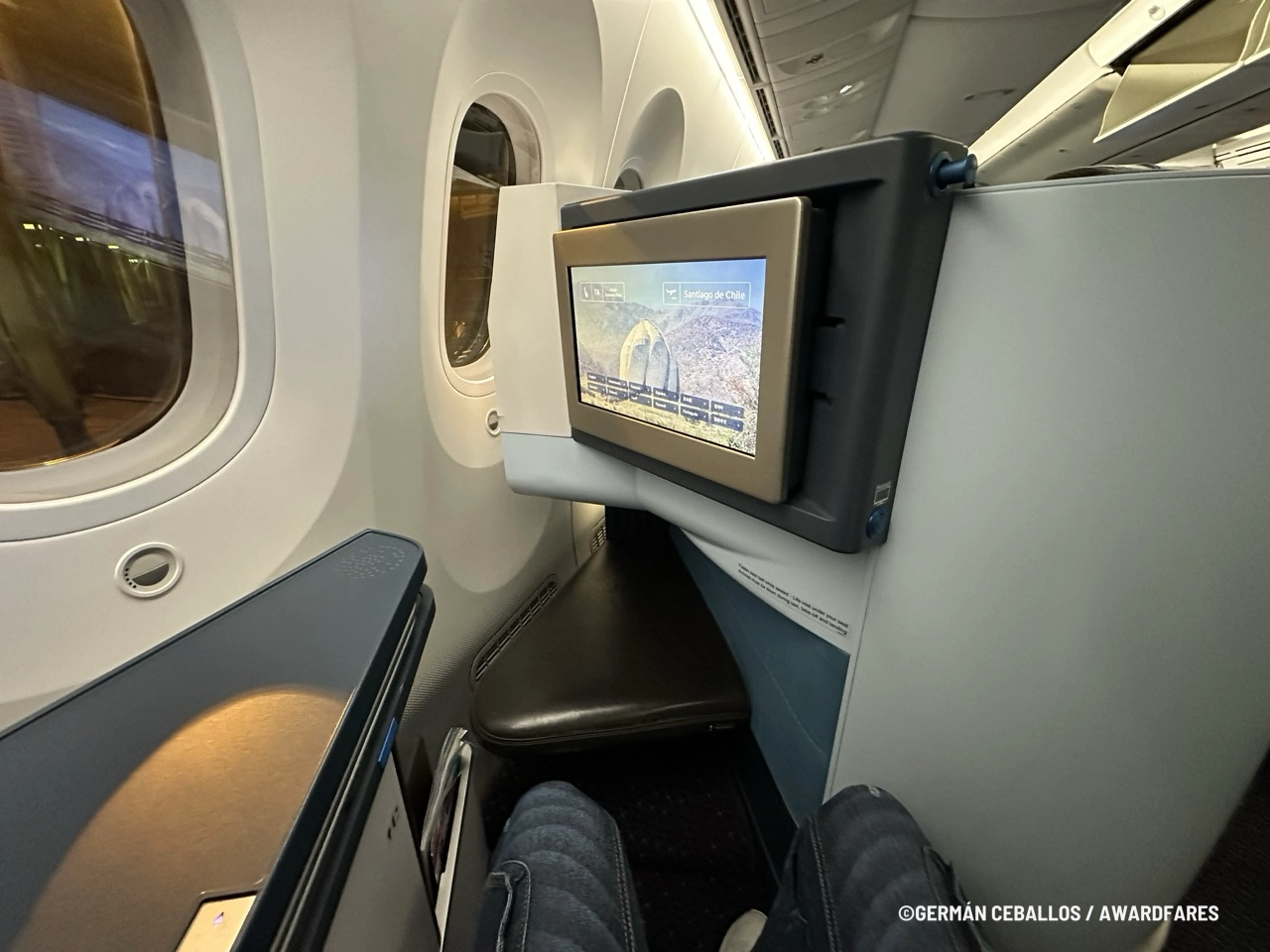 KLM 787-9 World Business Class: Buenos Aires to Santiago.