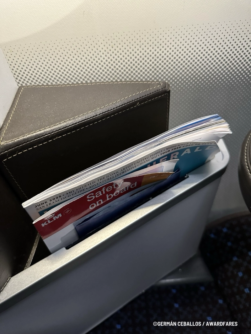 KLM 787-9 World Business Class: Buenos Aires to Santiago.