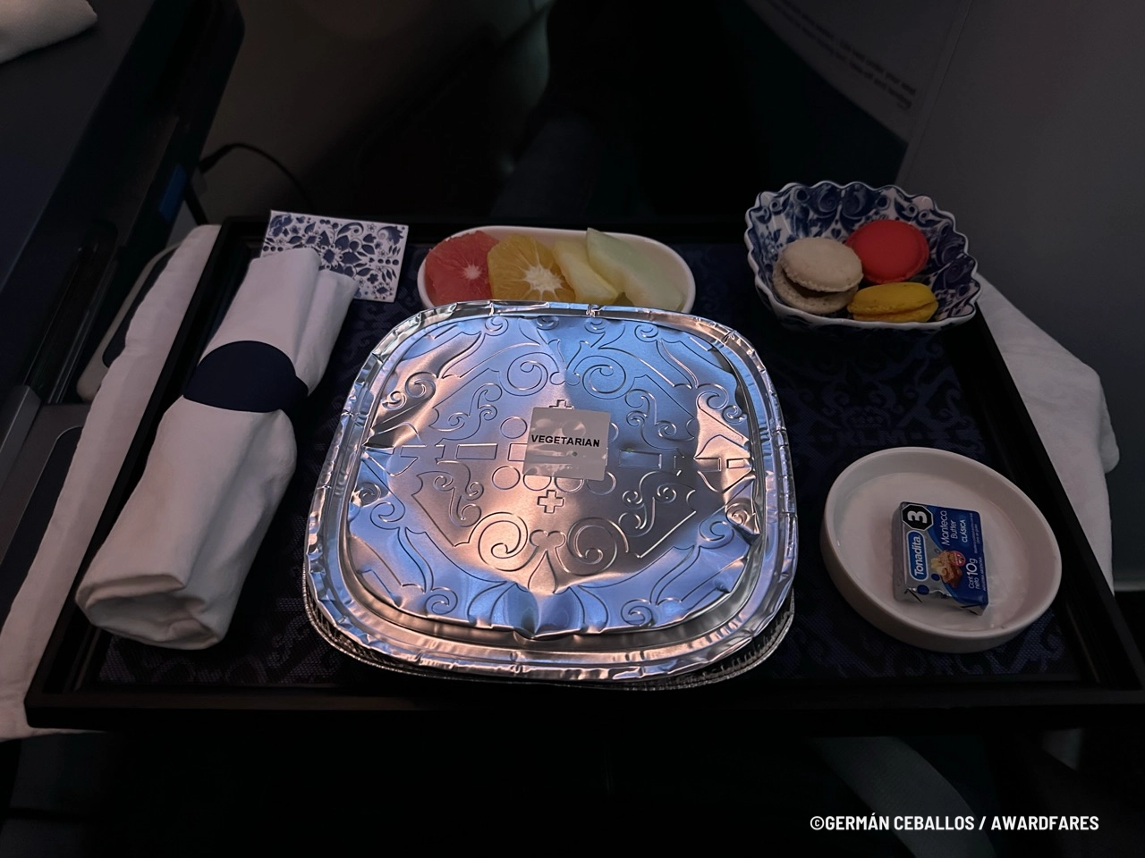 KLM 787-9 World Business Class: Buenos Aires to Santiago.