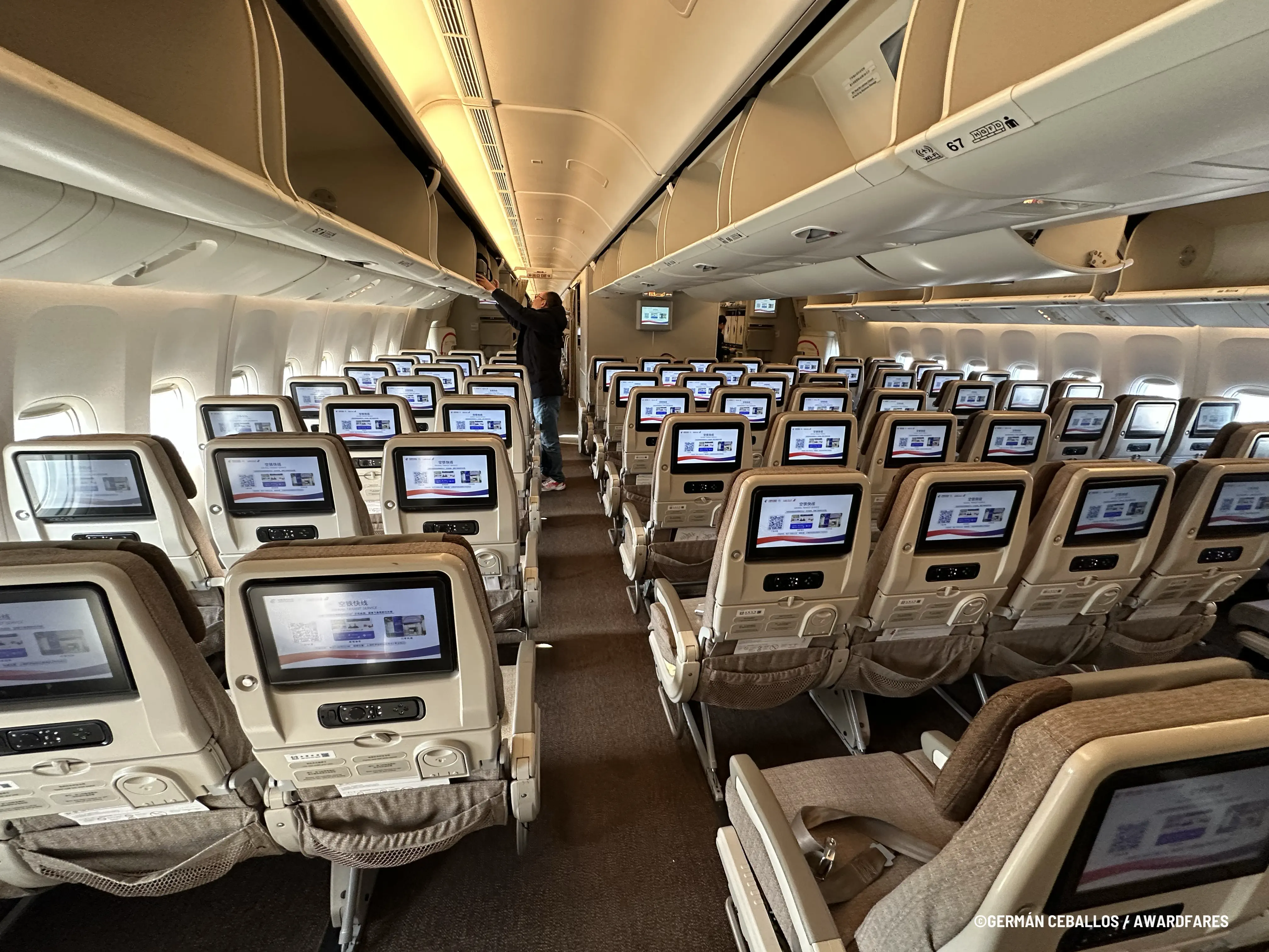 China Eastern Economy Class 777-300ER: Beijing to Shanghai