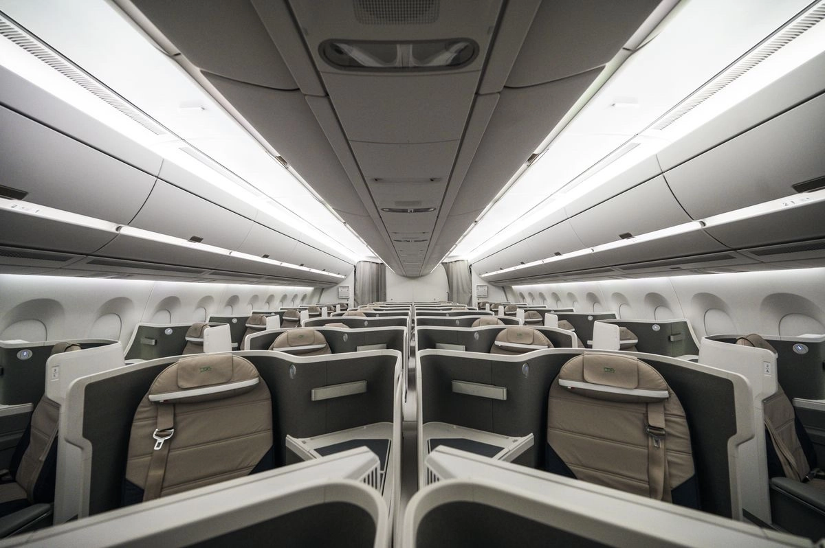 ITA Airways A350 Business Class Cabins (2023).
