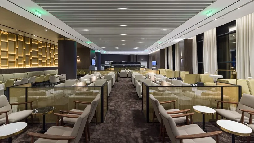 SAS travelers can access Goldair lounge and other partner lounges.