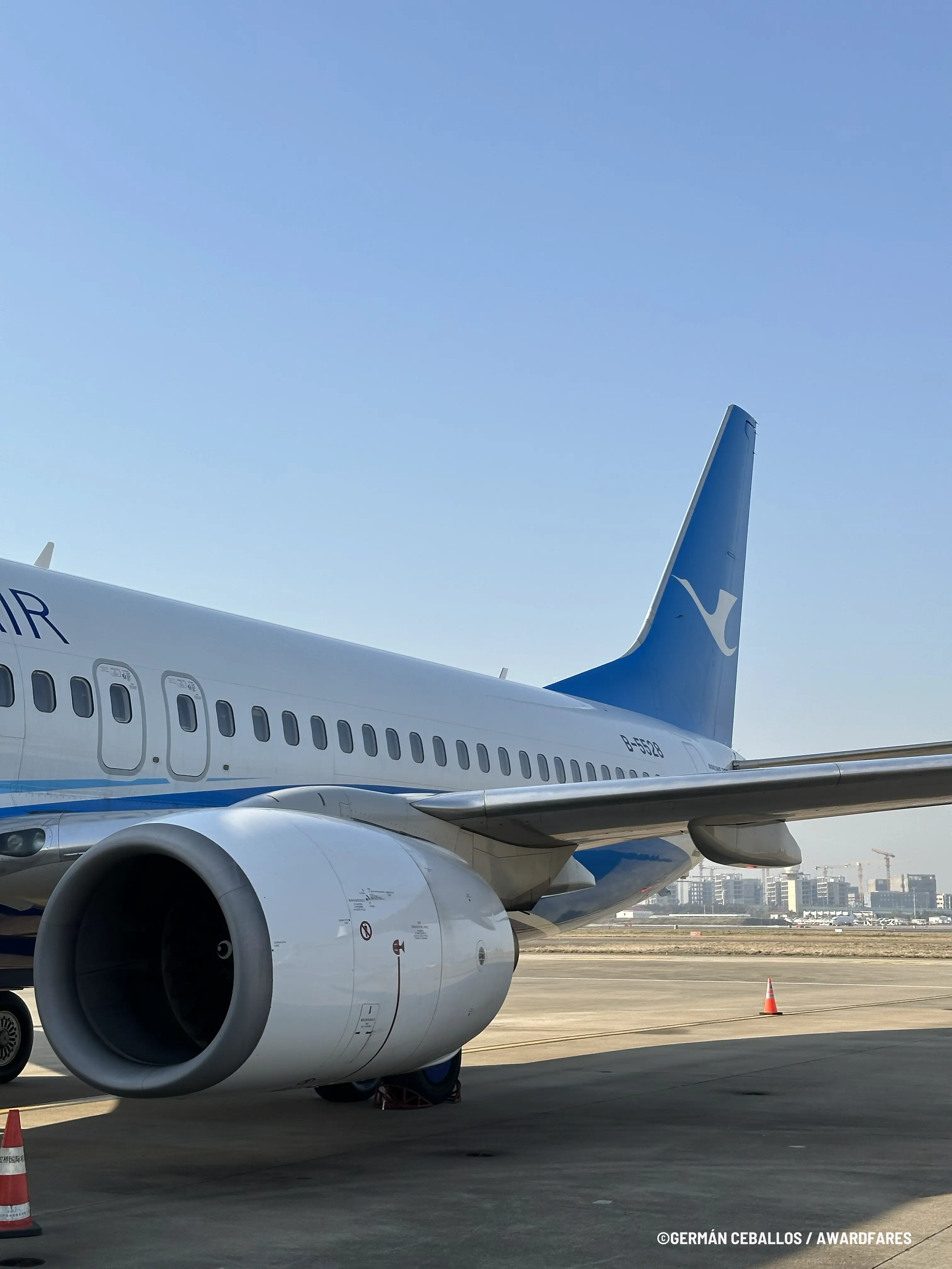 Xiamen Air 737-800 Economy Class Review (2025)