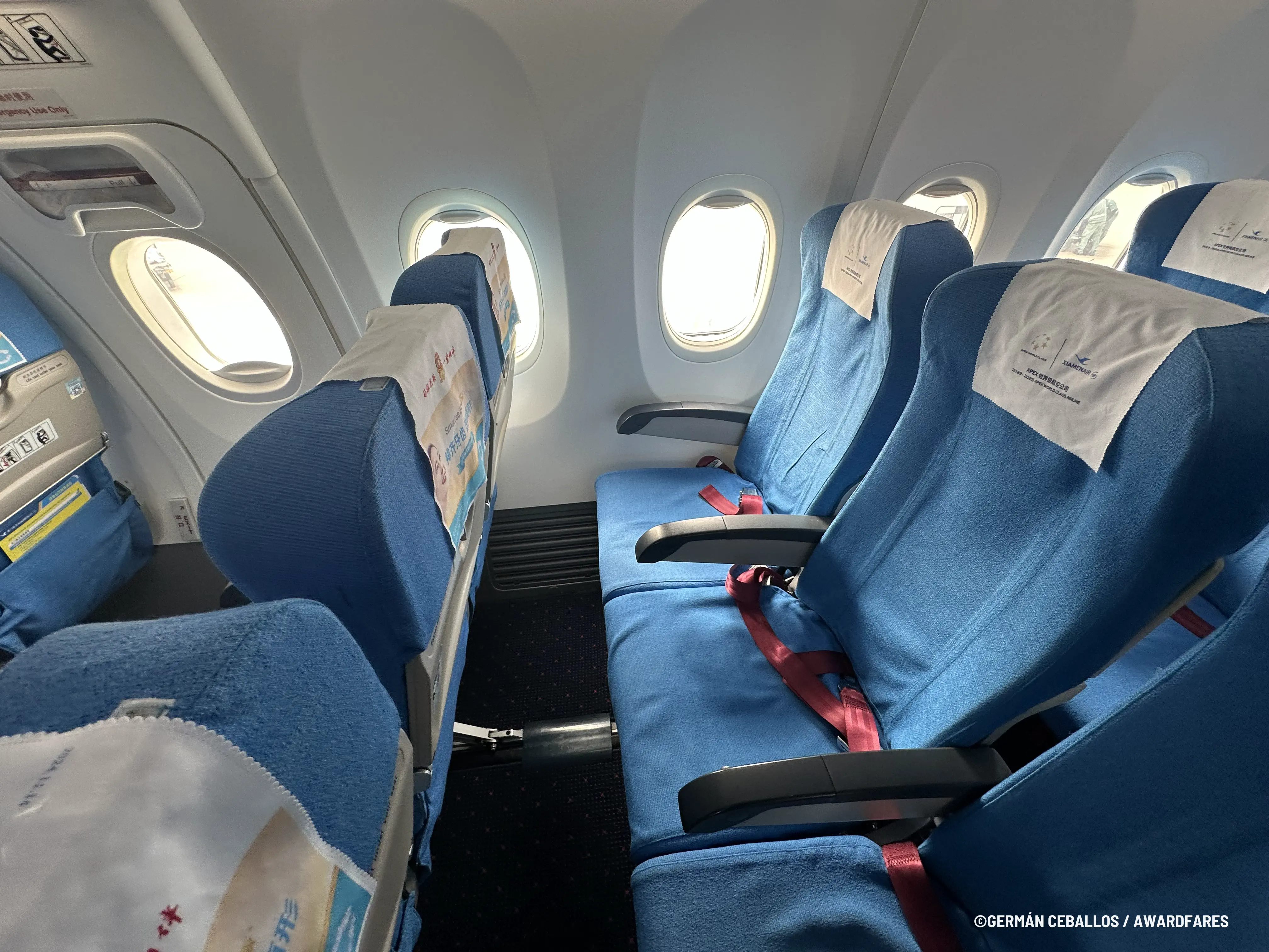 Xiamen Air 737-800 Economy Class Review (2025)