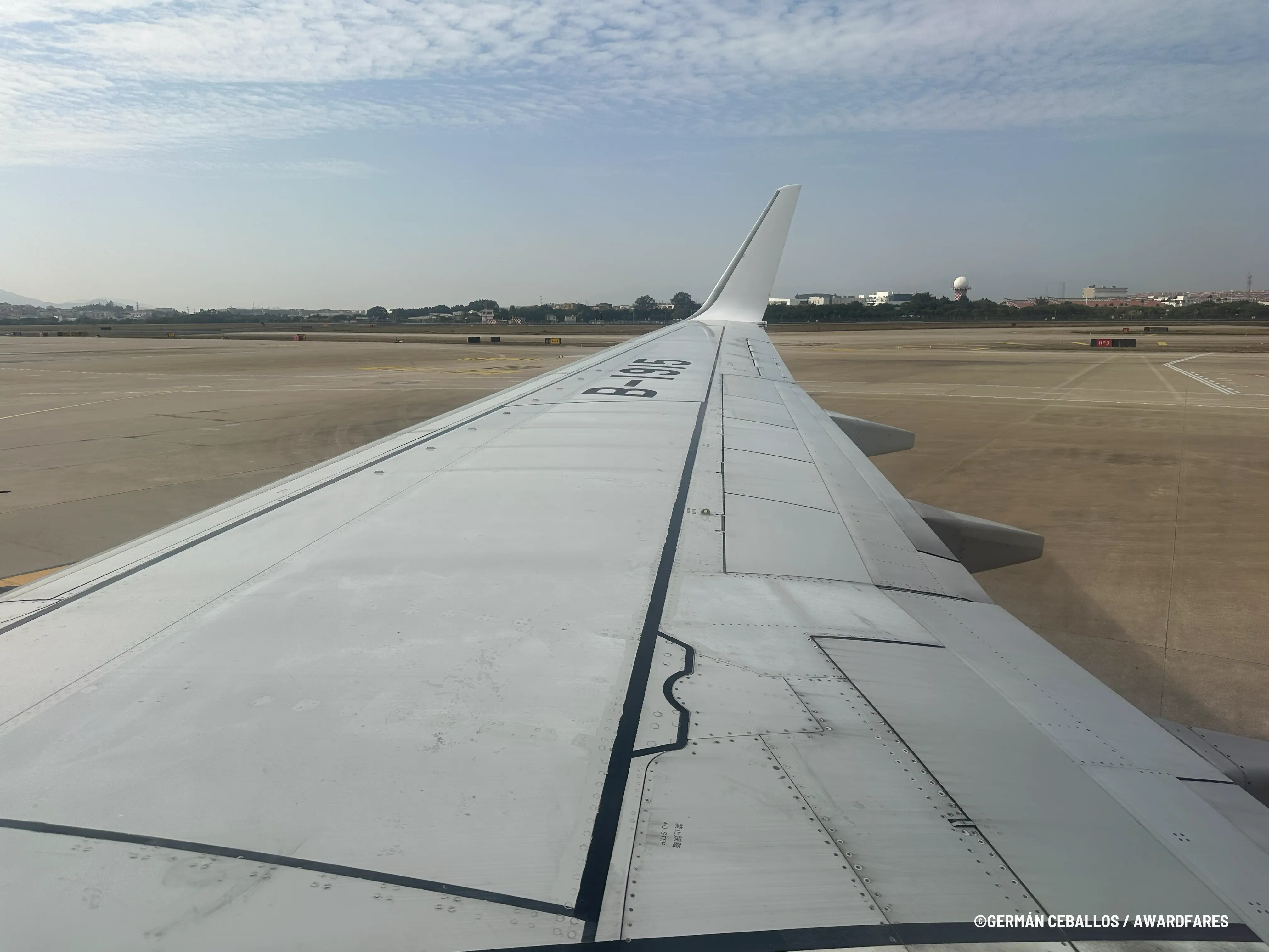 Xiamen Air 737-800 Economy Class Review (2025)