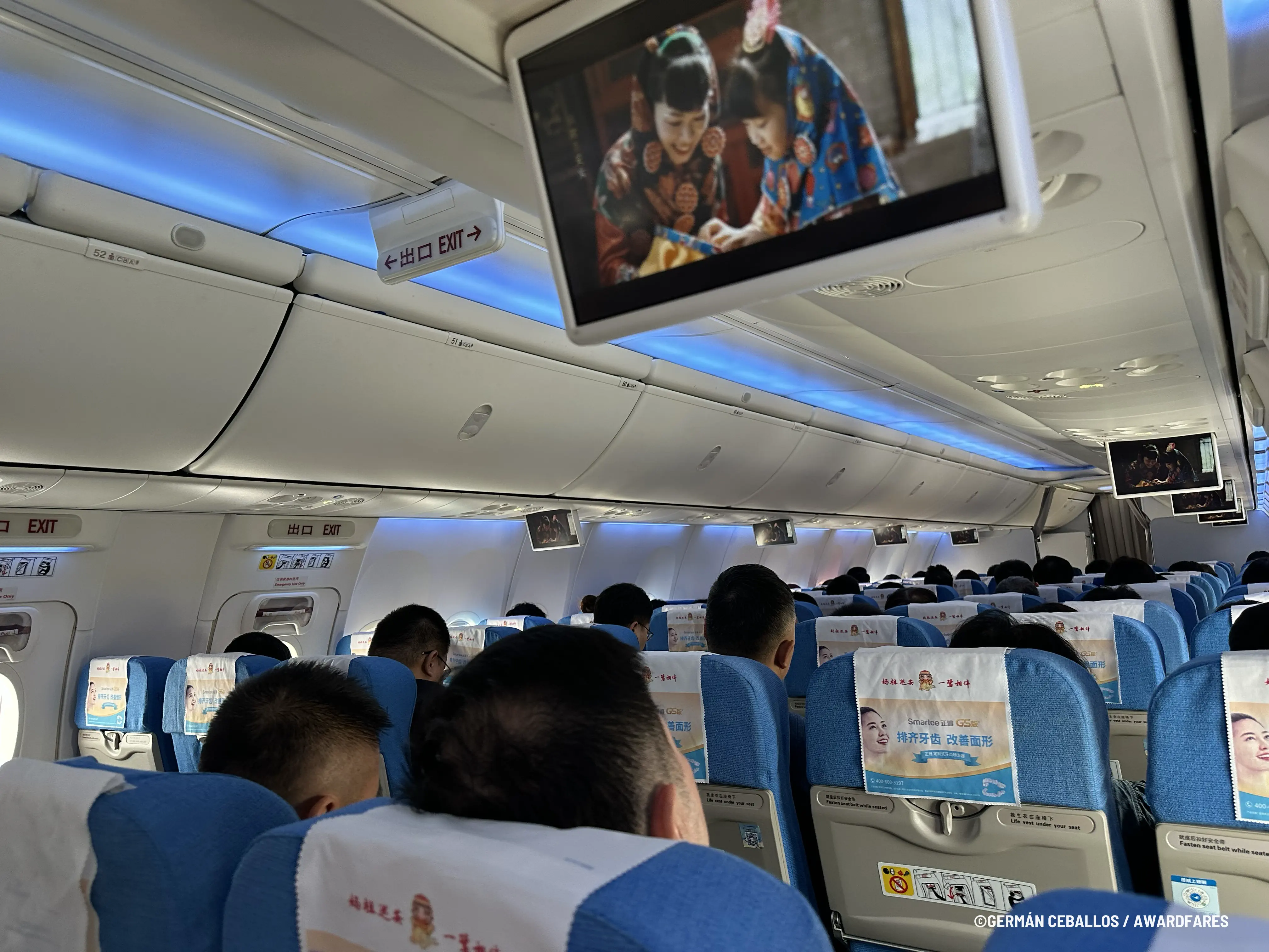 Xiamen Air 737-800 Economy Class Review (2025)